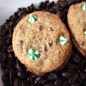 Black and White Coffee Chip Cookies_image