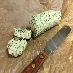 EASY CHIVE BUTTER_image