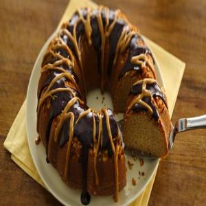 Crunchy-Topped Peanut Butter Cake_image