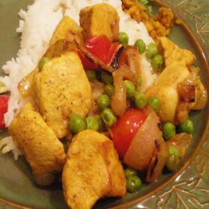 Quick Chicken Curry With Tomatoes and Peas_image
