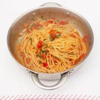 Classic tomato spaghetti_image