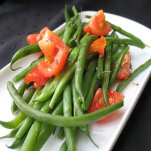 Herbed Tomatoes 'n' Green Beans image