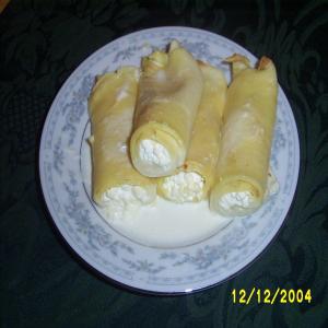 Ukrainian Nalysnky (cheese rolls)_image