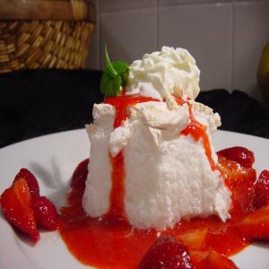 Overnight Raspberry (Or Strawberry) Meringue Torte image
