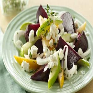 Gluten-Free Beet and Apple Salad with Goat Cheese_image