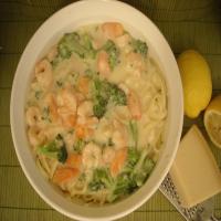 Parmesan Shrimp and Vegetables With Fettuccine image