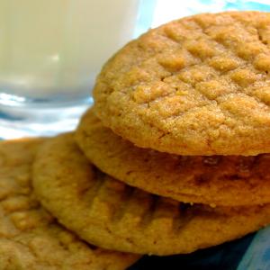 Glenda's Flourless Peanut Butter Cookies image