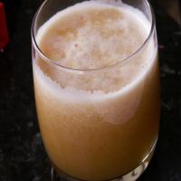 Frothy Melon Juice image