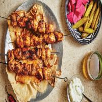 Grilled Chicken Skewers With Toum (Shish Taouk)_image