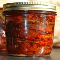 Sun-Dried Tomatoes in Olive Oil_image