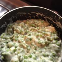 Creamed Peas and Onions image