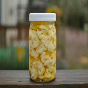 Lemony Pickled Cauliflower_image