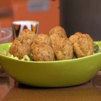 Florentine Mac and Cheese and Roast Chicken Sausage Meatballs_image