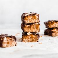 Homemade Snickers Bars (Vegan & Gluten Free)_image