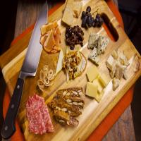 Charcuterie Tray with Honey Mustard Sauce_image