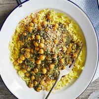 Coconut, chickpea & spinach curry image