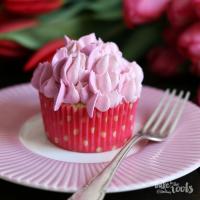 Vanilla Raspberry Cupcakes_image