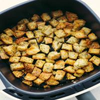 Air Fryer Croutons_image