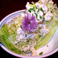 Iceberg Lettuce Wedges W/Creamy Blue Cheese Dressing_image