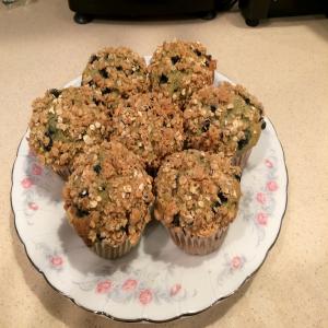 Blueberry-Banana Crumble Muffins (VEGETARIAN)_image