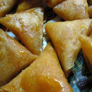 Almond Briouat Recipe - Moroccan Fried Pastries with Almonds and Honey_image
