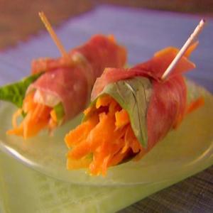Prosciutto and Carrot Bundles image