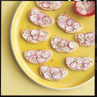 Radish-Chive Tea Sandwiches with Sesame and Ginger_image