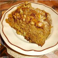 Fresh Apple Cake With Nut Topping_image