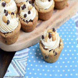 Easy Snickers Cookie Cups with Caramel Frosting_image