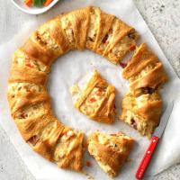 Bacon-Chicken Crescent Ring image