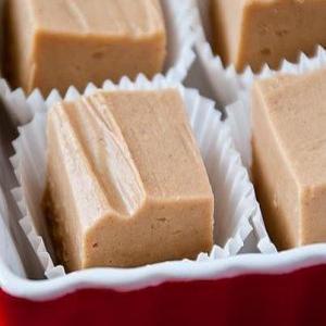 Quick and Easy Peanut Butter Fudge_image