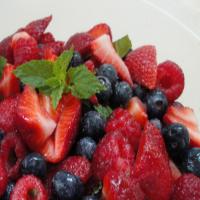 Very Berry Salad image