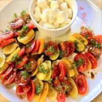 10 Minute Caprese Salad Appetizer_image