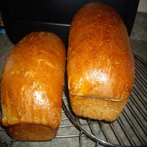 Old-Fashioned Buttermilk Bread_image