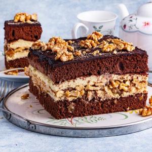 Polish chocolate & walnut cake image
