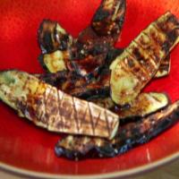 Grilled Eggplant with Garlic Sauce and Mint_image