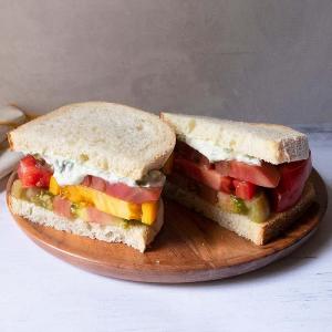 Heirloom Tomato Sandwiches with Basil Mayo | Recipes | WW USA_image