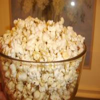 Black Pepper and Parm Cheesy Popcorn_image