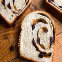 Cinnamon Raisin Swirl Bread_image