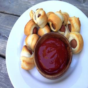 Pigs in a blanket image