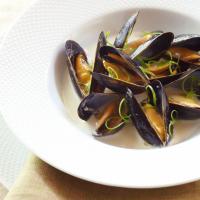 Coconut Lime Mussels_image