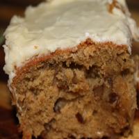 Sour Cream-Frosted Banana Cake_image