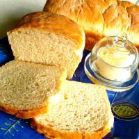 Buttermilk Honey Bread image