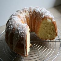Coconut Bundt Cake With Powdered-Sugar Glaze_image