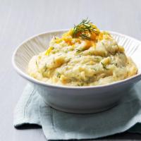 Cheddar-Dill Mashed Potatoes_image