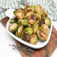 Pan-Fried Brussels Sprouts and Mushrooms with Thyme_image