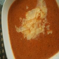 Roasted Garlic-Tomato Soup image