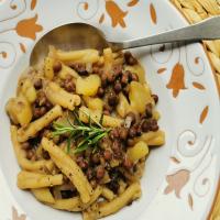 Umbrian Wild Pea Soup with Casarecce Pasta_image