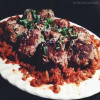 Basil and Garlic Meatballs Recipe - (4.3/5)_image