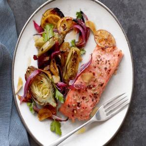 Salmon With Baby Artichokes_image